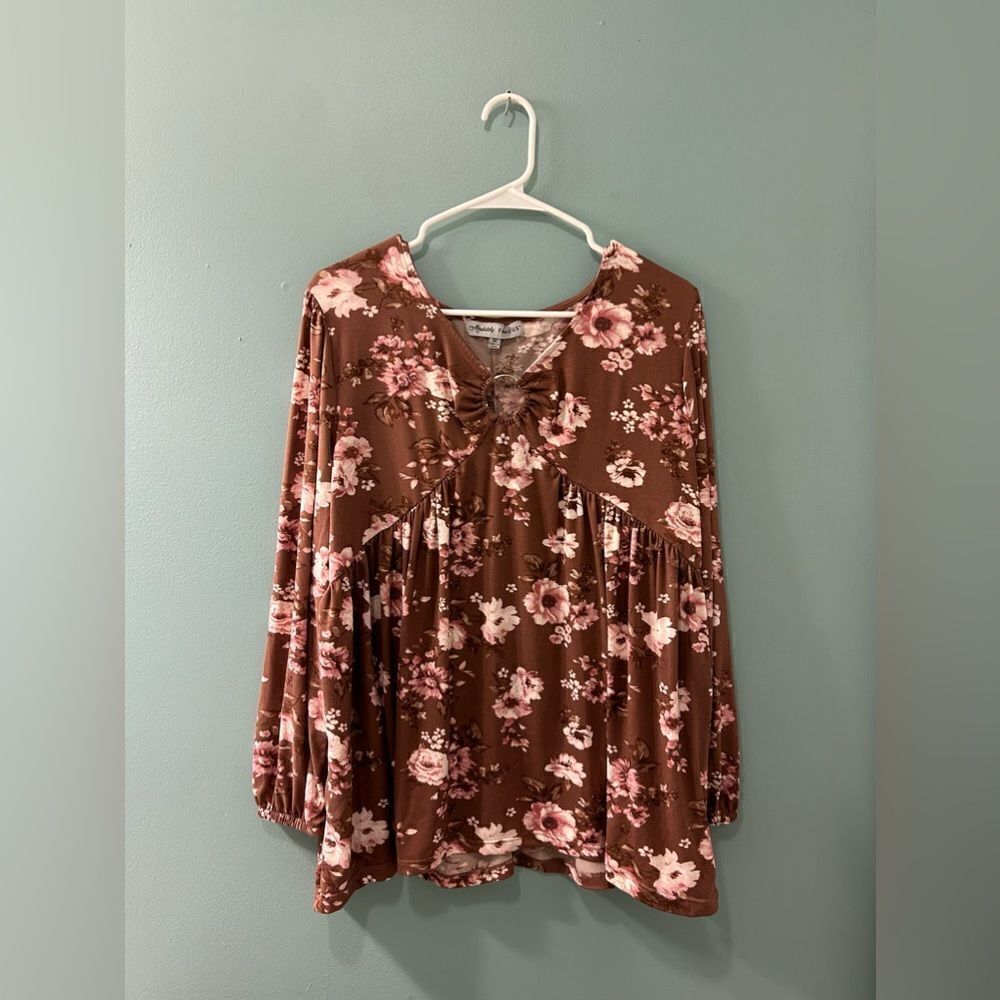 NWOT … ABSOLUTELY FAMOUS “Size: 1X” Blouse